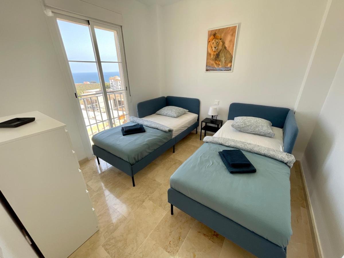 Castillo de Sabinillas Top Sea View Apartment - 7 Minutes To Sotogrande מראה חיצוני תמונה