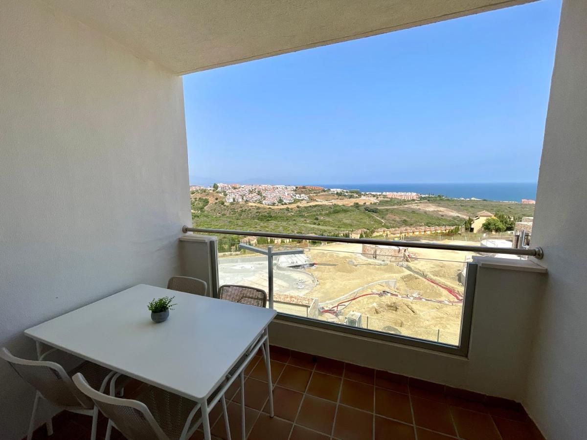 Castillo de Sabinillas Top Sea View Apartment - 7 Minutes To Sotogrande מראה חיצוני תמונה